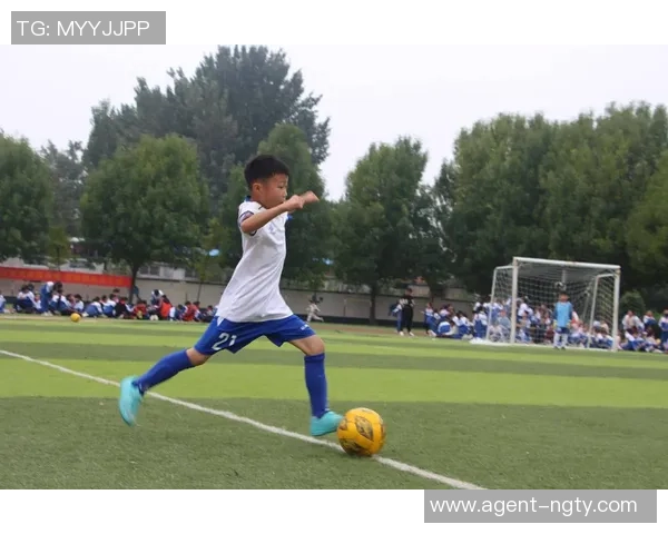 小学生足球品牌推荐与选购指南助力孩子快乐成长与运动发展